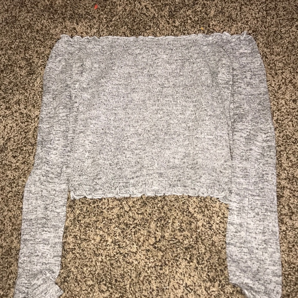 Hollister Crop!!